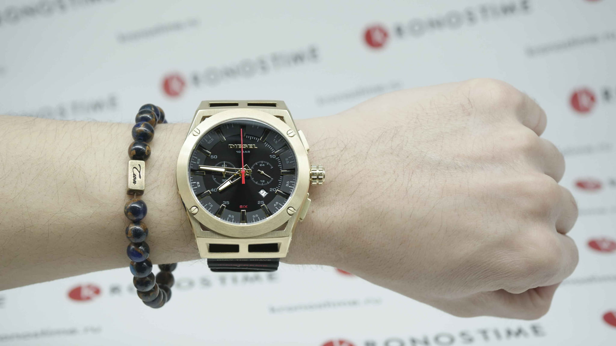 Diesel Diesel Timeframe DZ4546   — детали корпуса и кожаный